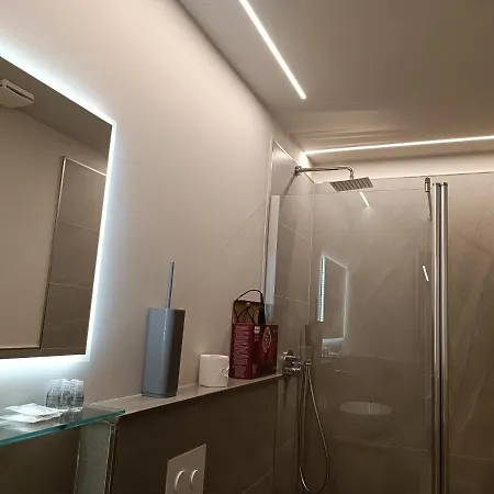 Il Giardino Di Elettra - Freeparking 3* Génova