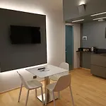 Hotel apartamentowy Il Giardino Di Elettra - Freeparking Genua