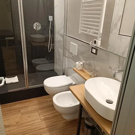 アパートホテル Il Giardino Di Elettra - Freeparking 3*