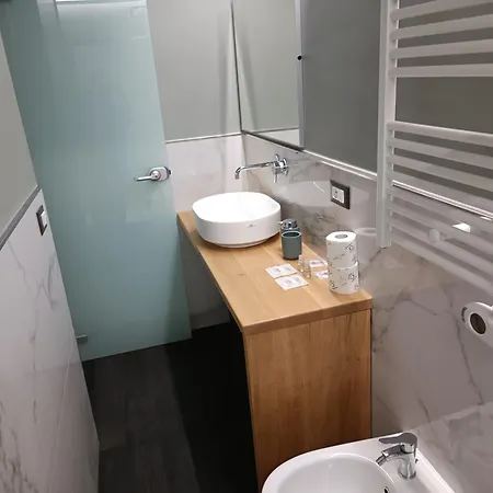 Il Giardino Di Elettra - Freeparking Apart Otel 3*