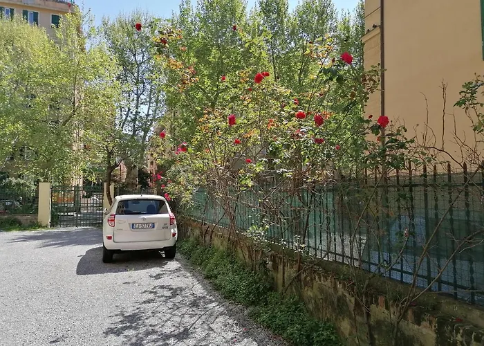 Il Giardino Di Elettra - Freeparking 3* Génova